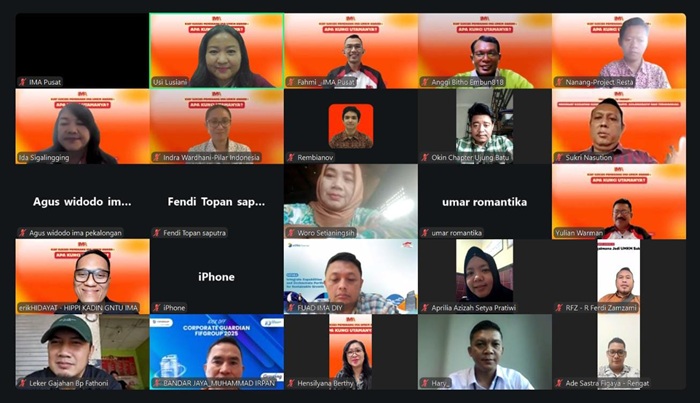 Seluruh peserta program IMA Sharing Session yang berasal dari pelaku UMKM dan anggota IMA dari berbagai chapter di sejumlah titik di Indonesia. Foto: HUMAS IMA